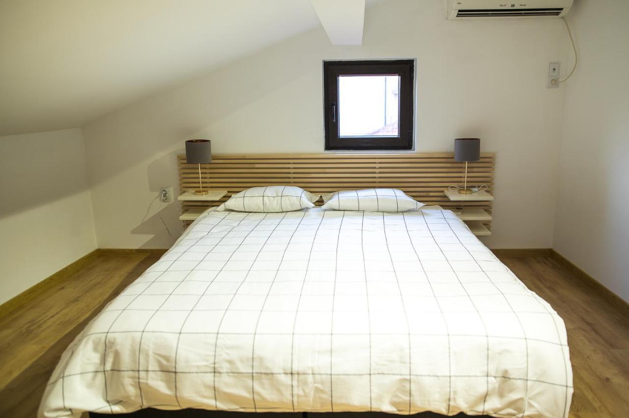 Deluxe Central Rooms Karlovo Exteriér fotografie